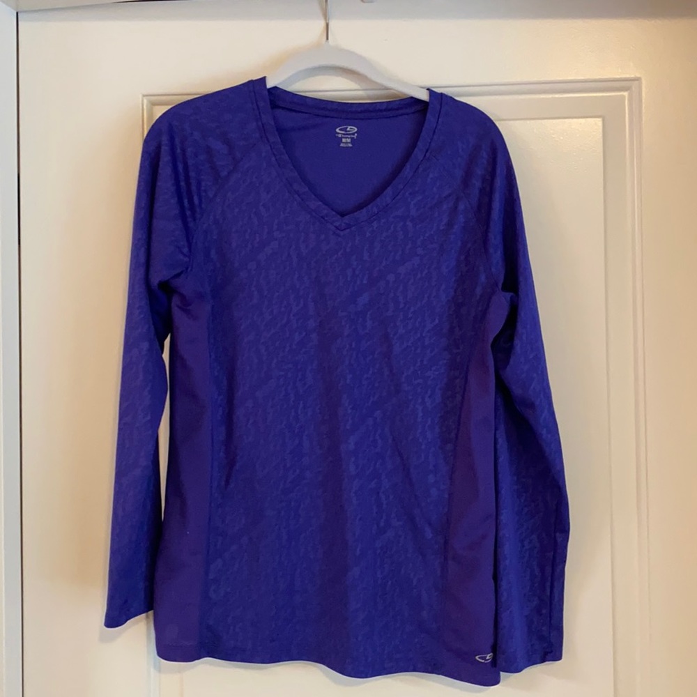 Long sleeved running shirt